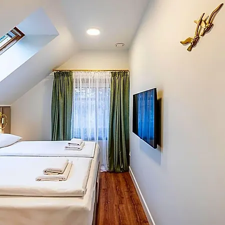 Lapwing Apart-hotel 3*