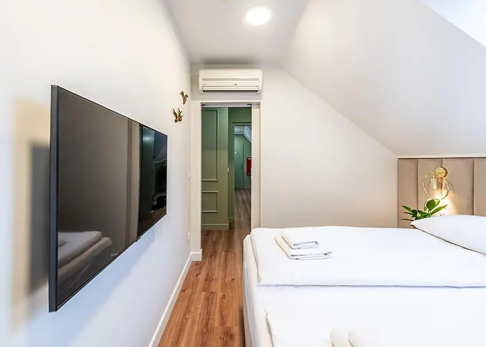 Lapwing Apart-hotel 3*