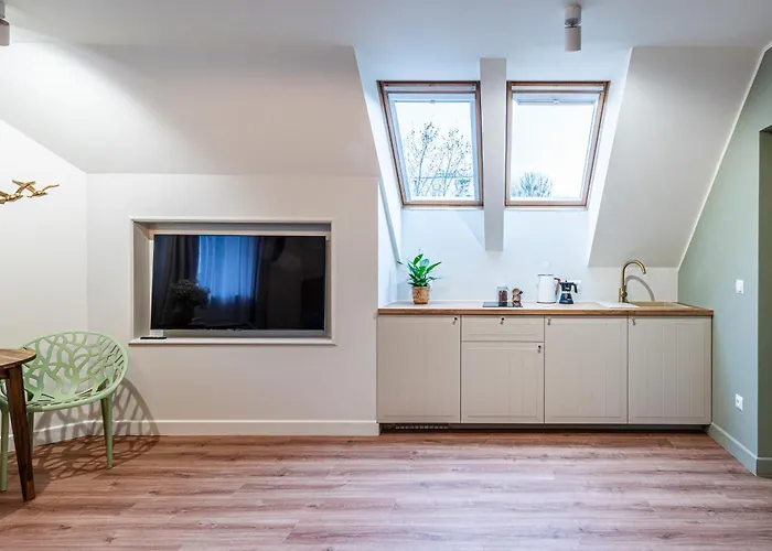 Lapwing Aparthotel 3*